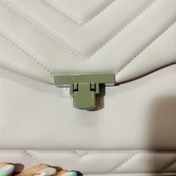 Light Lavender Quilted Shoulder Bag - Picture 7 of 7